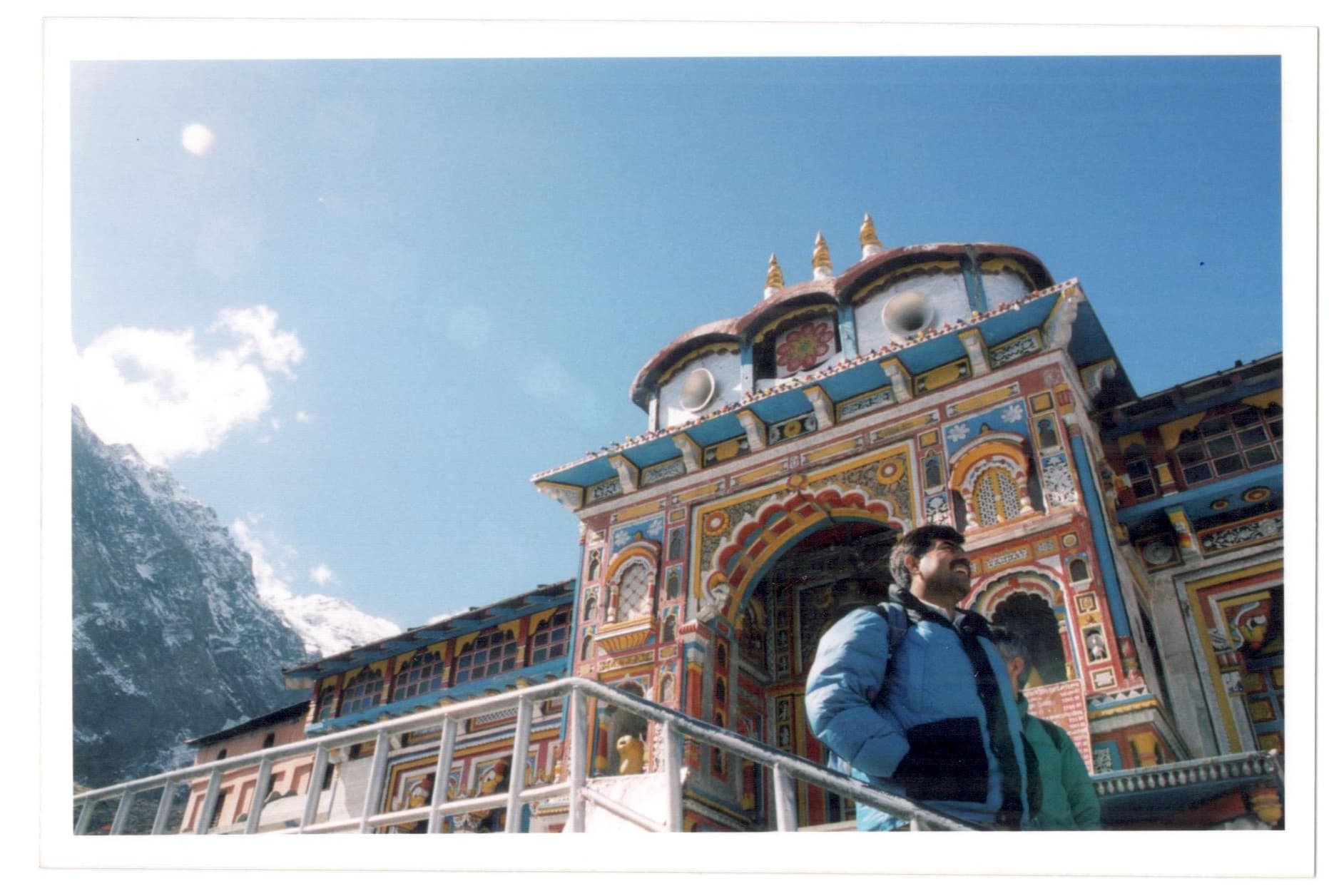 Rajiv Tomar at the Badrinath temple in the early years