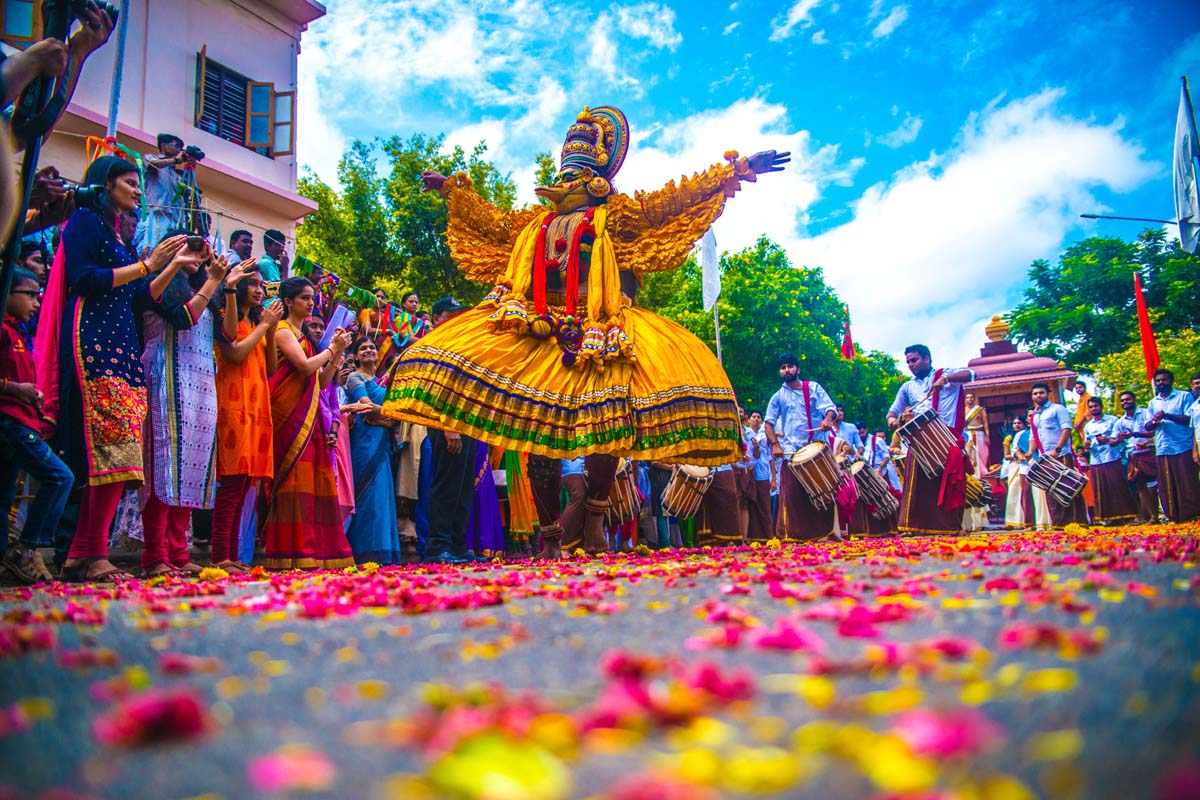 holy-festivals-of-india-religious-festivals-in-india-mystical-journeys